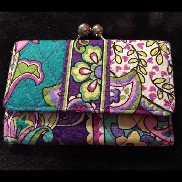 Vera Bradley Handbags - Vera Bradley Heather Small Kisslock Wallet